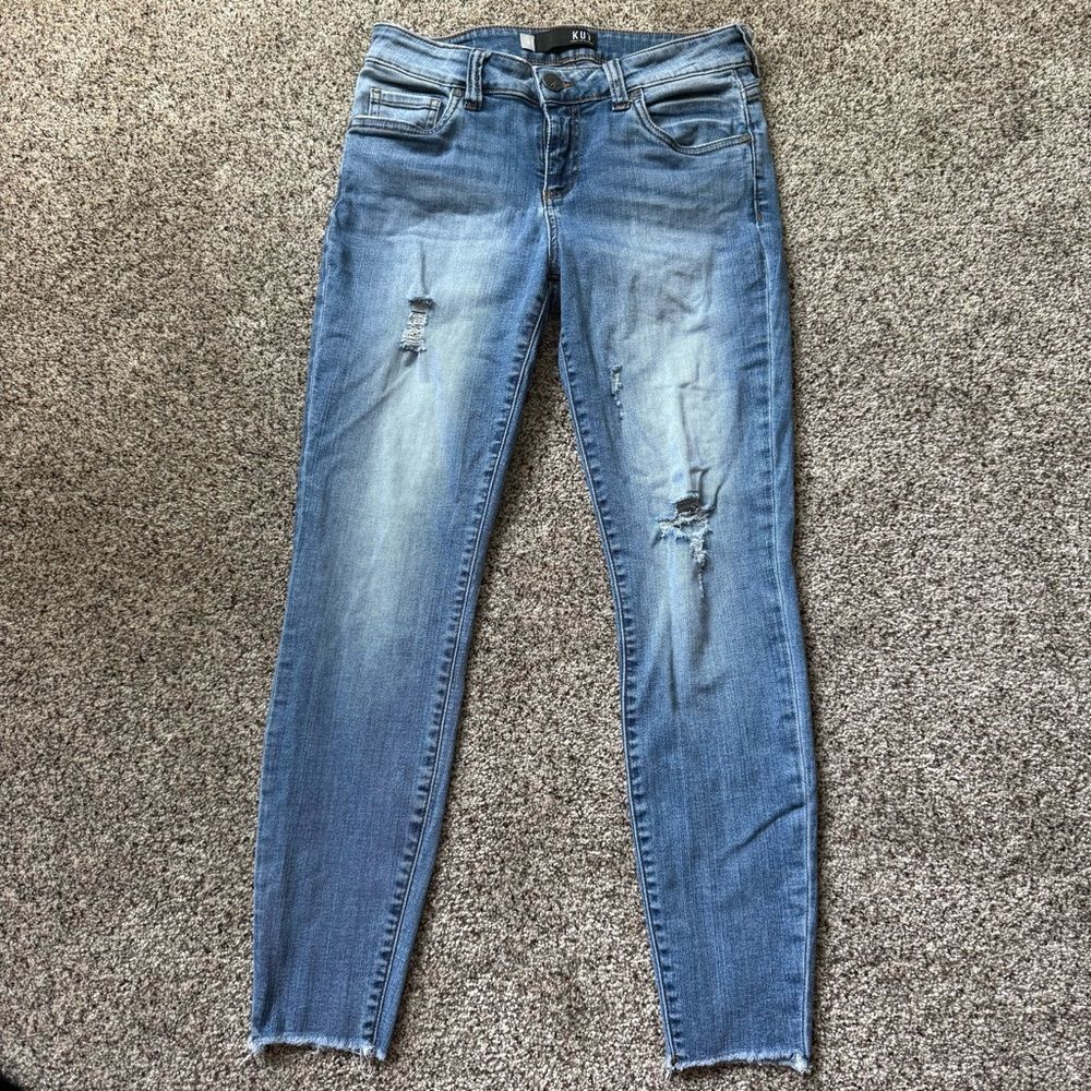 Kut from the Kloth Connie Ankle Skinny Jeans Size 6 distressed 26 inch length